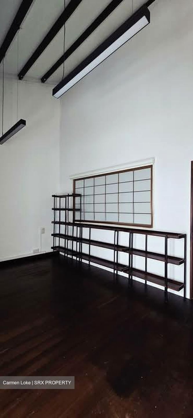 Sago Street (D1), Shop House #560773011